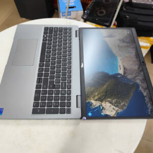 Dell Latitude 5520 i7-1185G7 Ram 16GB /SSD 256GB 15.6″ FHD