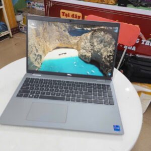 Dell Latitude 5520 i7-1185G7 Ram 16GB /SSD 256GB 15.6″ FHD